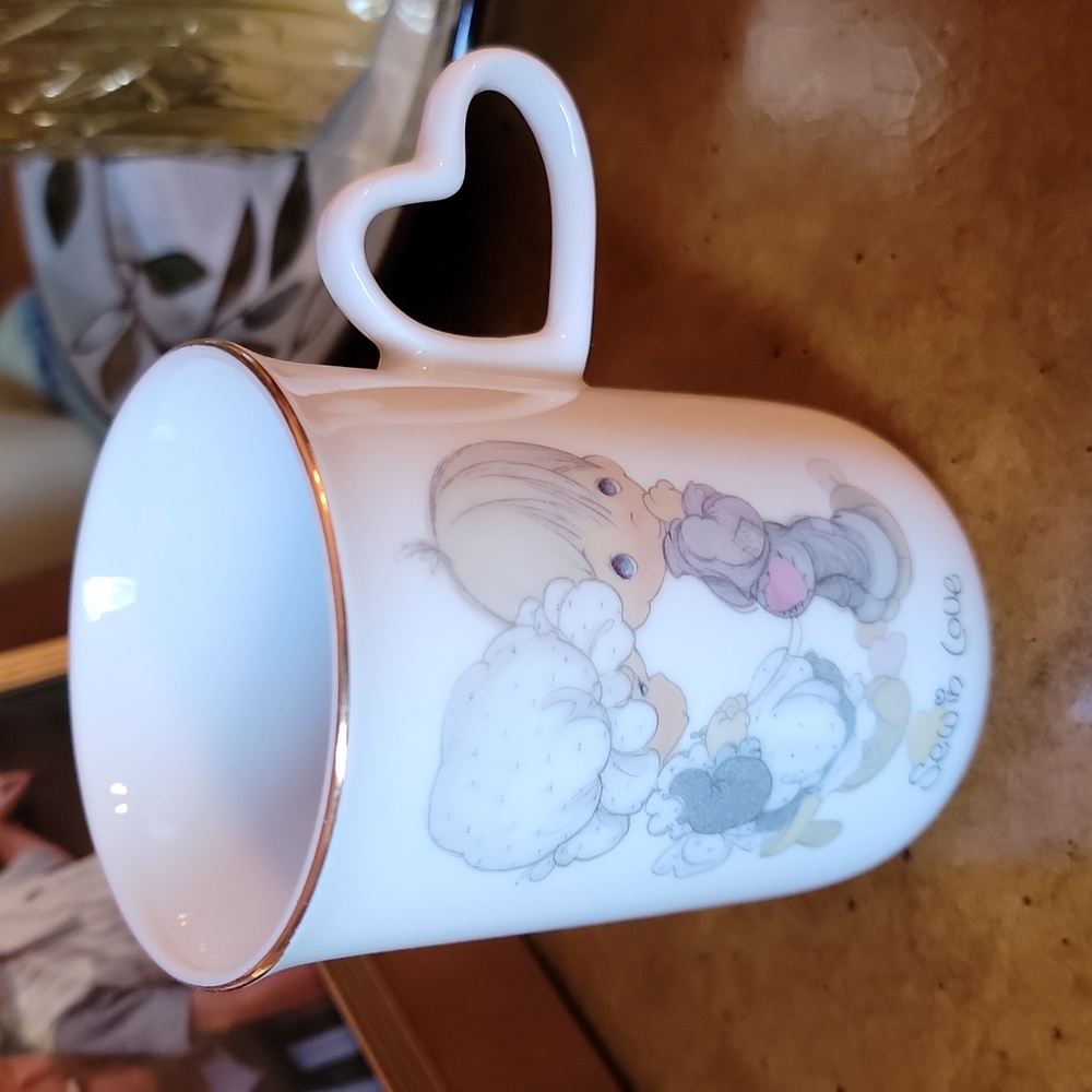 Precious Moments Sew In Love Mug